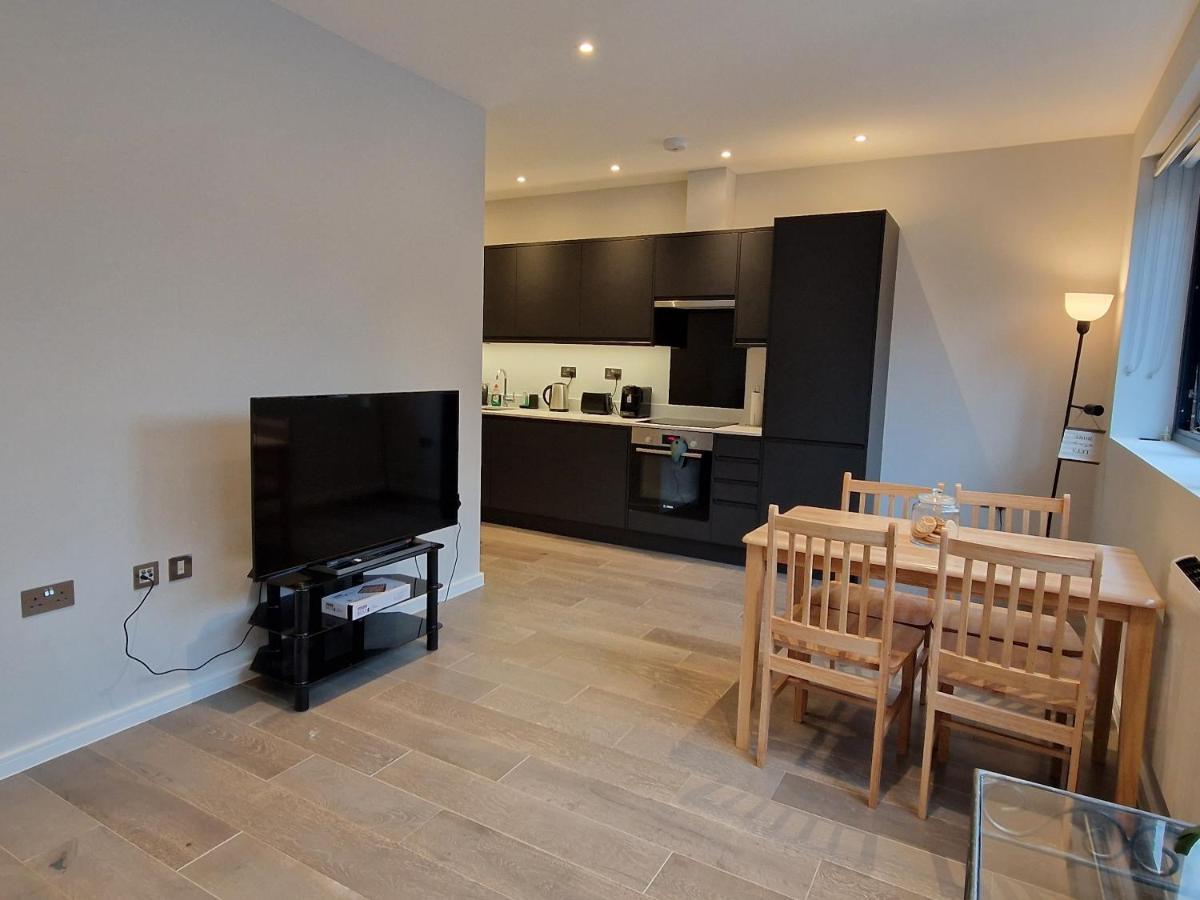 Dream Apartment Finchley 4 Min Walk To The Train Hendon Exterior photo